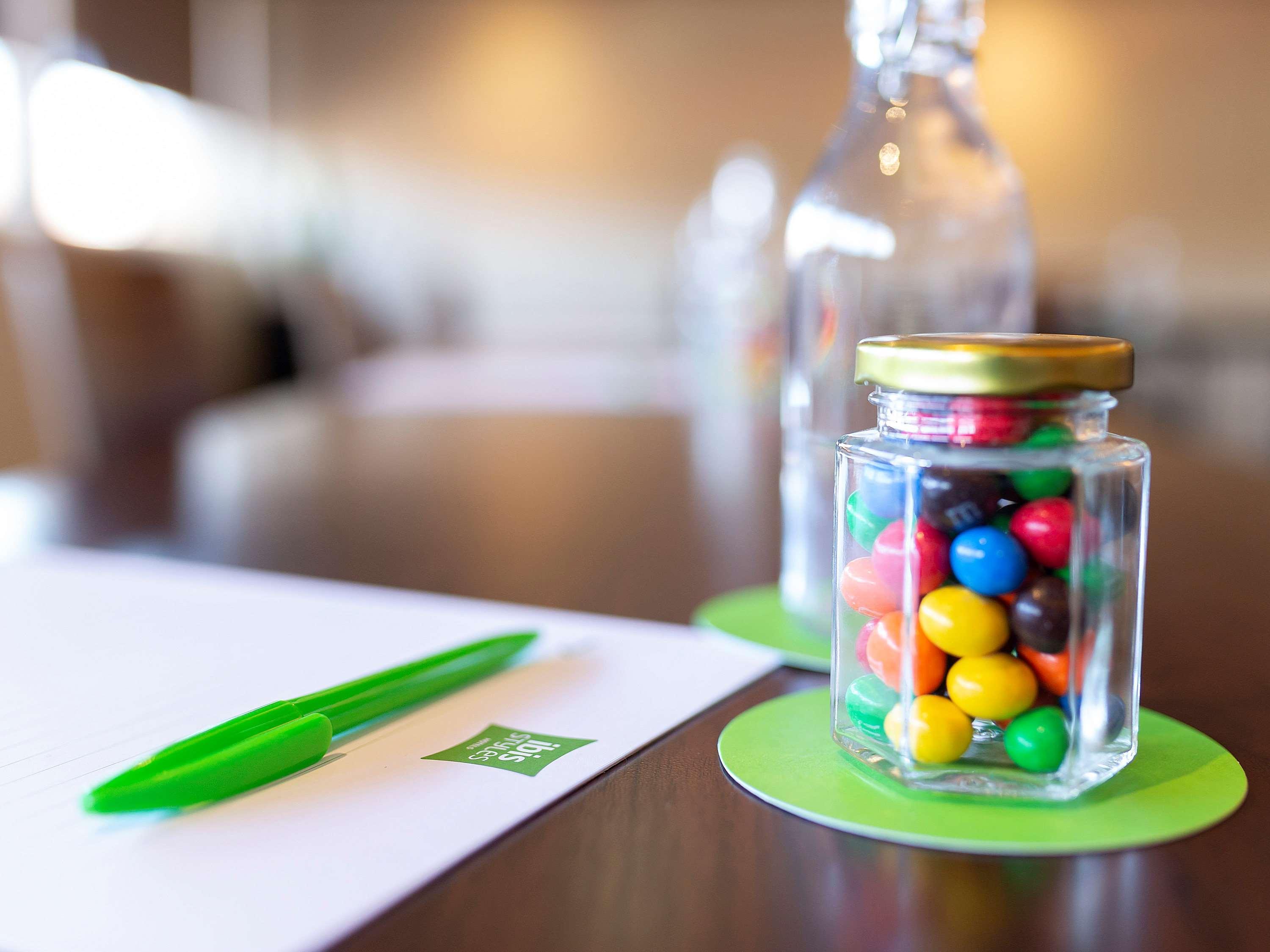Ibis Styles Canberra Bagian luar foto
