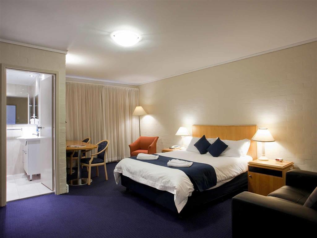 Ibis Styles Canberra Bagian luar foto