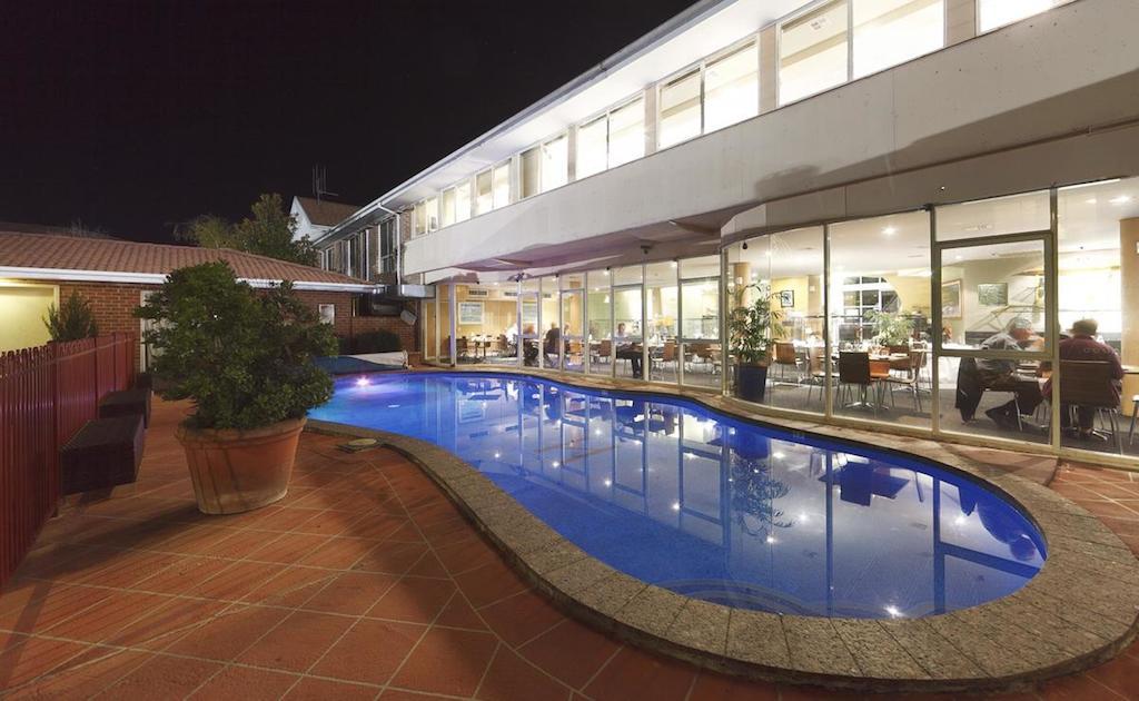 Ibis Styles Canberra Bagian luar foto