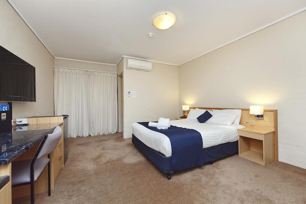 Ibis Styles Canberra Bagian luar foto
