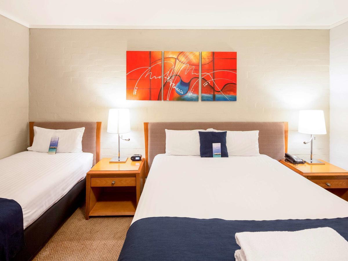Ibis Styles Canberra Bagian luar foto