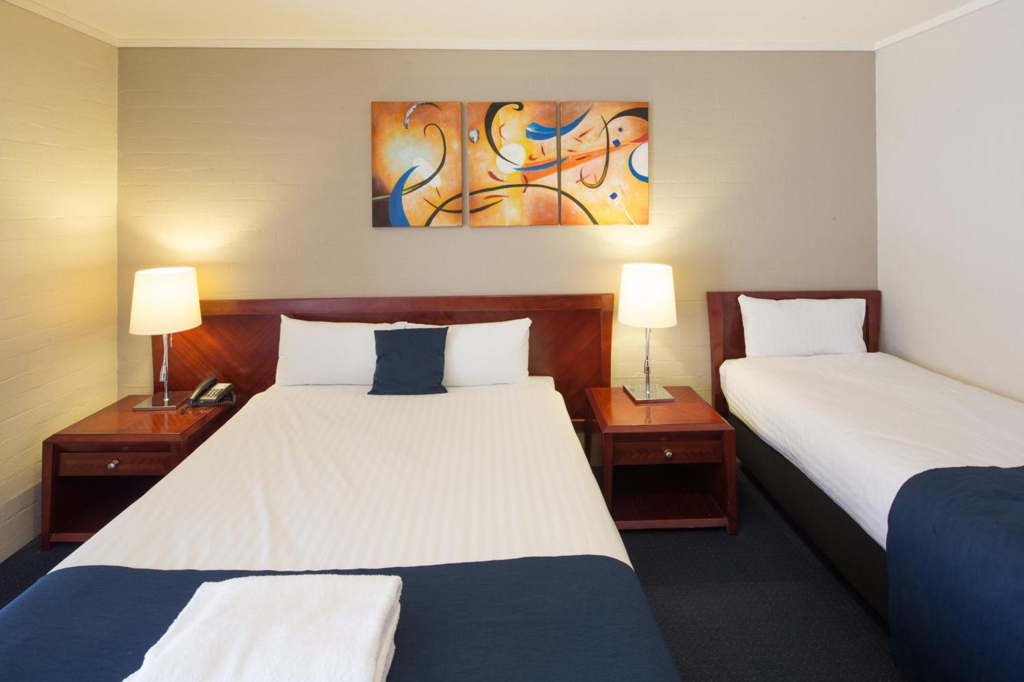 Ibis Styles Canberra Bagian luar foto
